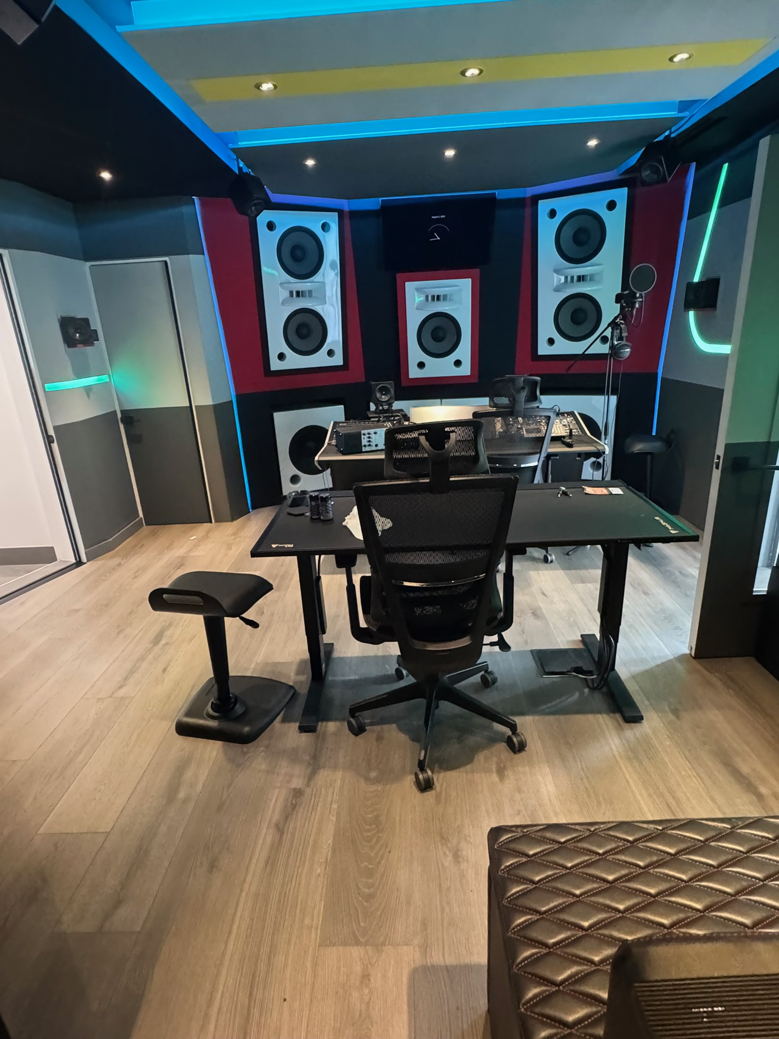 LVP Floor Install project by Worldwide Floors Corp in Miami-Dade or Broward