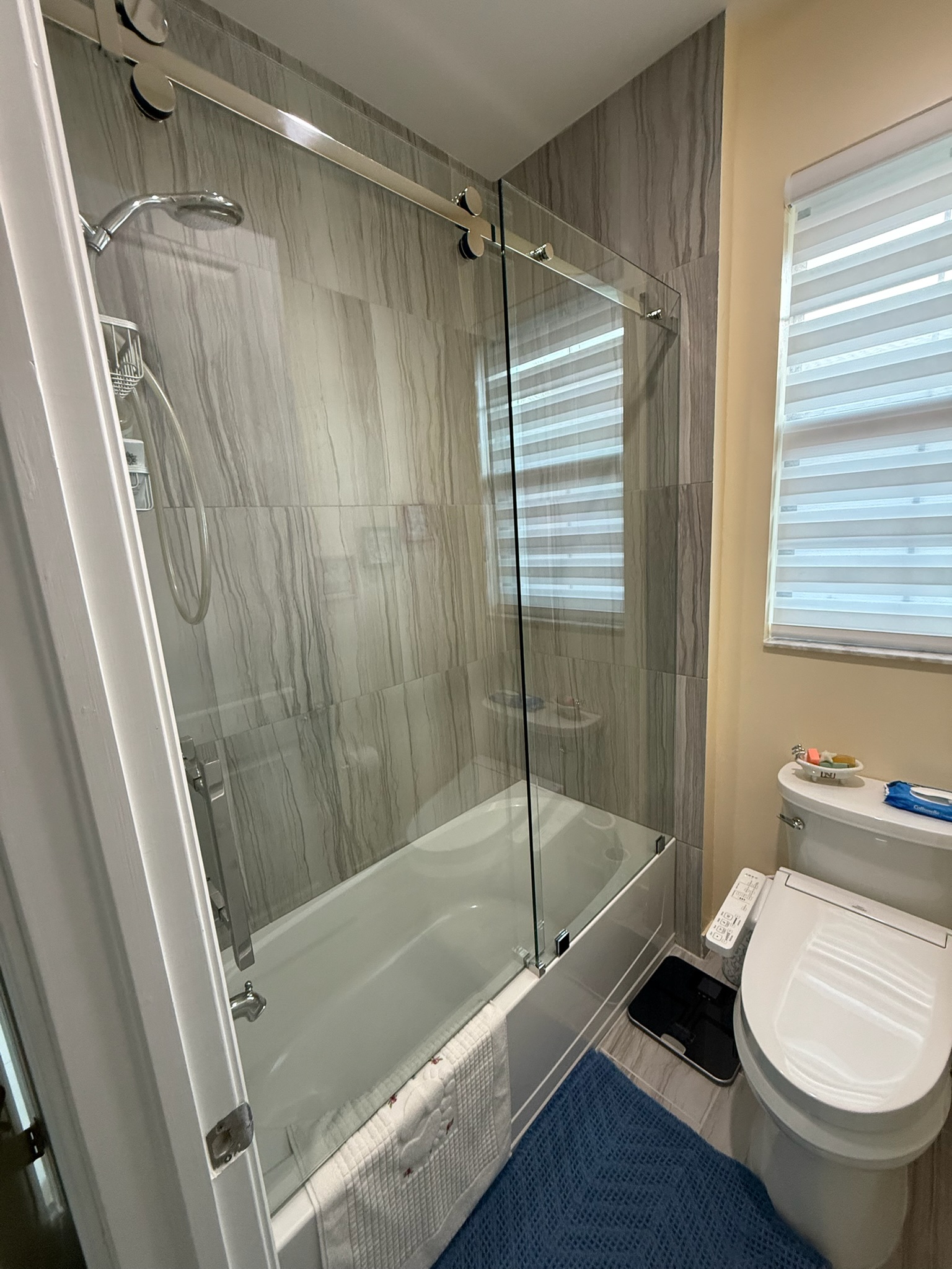 Tub & Tile Wall project by Worldwide Floors Corp in Miami-Dade or Broward
